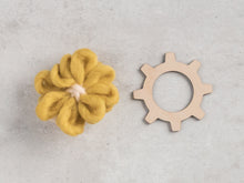 Load image into Gallery viewer, Flower Looms -Set of 3